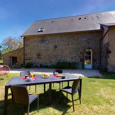 Poigniere 17 Pers Jacuzzi, Baby-foot, 30 Min Dom wakacyjny