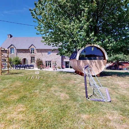 Poigniere 17 Pers Jacuzzi, Baby-foot, 30 Min