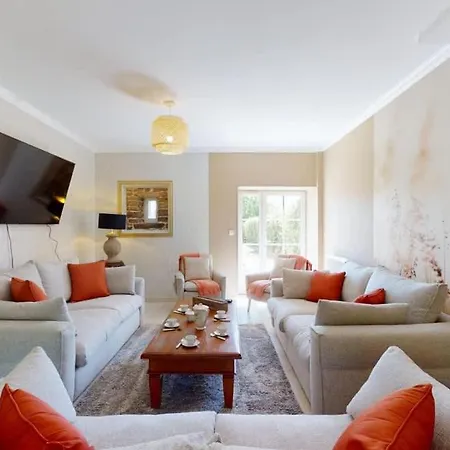 Poigniere 17 Pers Jacuzzi, Baby-foot, 30 Min