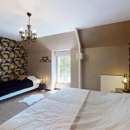 Poigniere 17 Pers Jacuzzi, Baby-foot, 30 Min بيت للعطل *