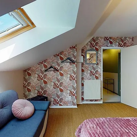 Dom wakacyjny Poigniere 17 Pers Jacuzzi, Baby-foot, 30 Min *