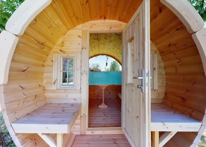 Casa de Férias La Clef Decamp Poigniere 17 Pers Jacuzzi, Baby-foot, 30 Min Tessy-sur-Vire