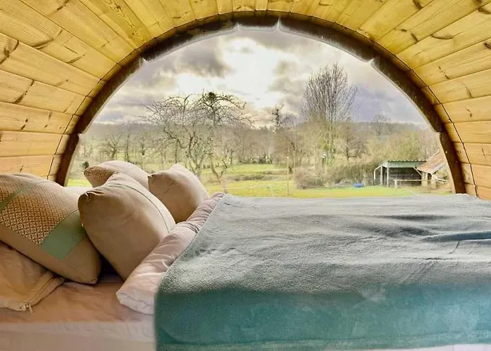 Poignière 17 Pers Jacuzzi, Baby-foot, 30 Min * Tessy-sur-Vire