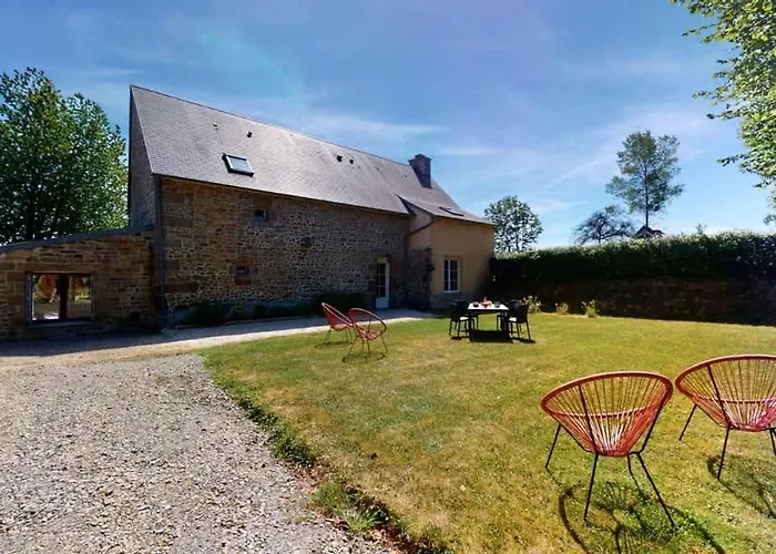 La Clef Decamp Poigniere 17 Pers Jacuzzi, Baby-foot, 30 Min *